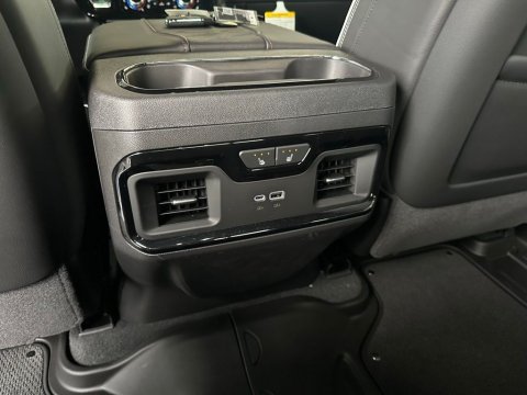 New Summit White 2026 GMC Sierra 1500 AT4X 4WD - photo 21 - Stock #260837