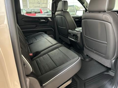New Coastal Dune 2026 GMC Sierra 1500 AT4X 4WD - photo 17 - Stock #260861