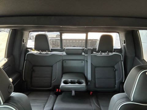 New Onyx Black 2026 GMC Sierra 1500 AT4X 4WD - photo 24 - Stock #260886