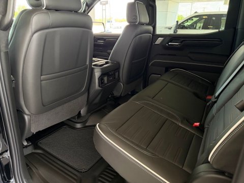 New Onyx Black 2026 GMC Sierra 1500 AT4X 4WD - photo 26 - Stock #261269