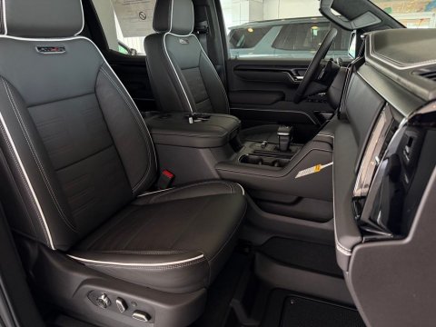 New Onyx Black 2026 GMC Sierra 1500 AT4X 4WD - photo 28 - Stock #261269