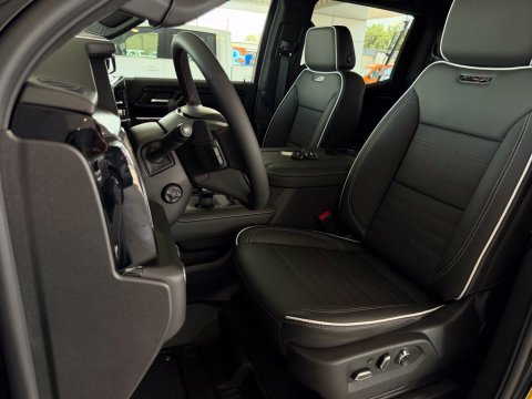 New Onyx Black 2026 GMC Sierra 1500 AT4X 4WD - photo 25 - Stock #261269