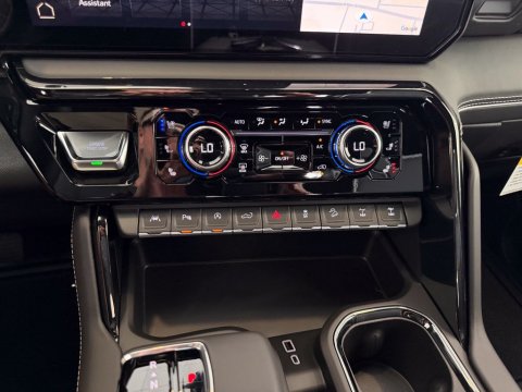 New Onyx Black 2026 GMC Sierra 1500 AT4X 4WD - photo 37 - Stock #261269