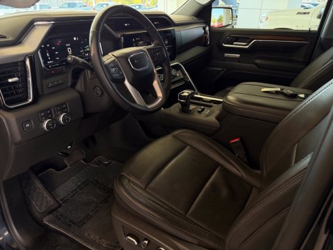Pre-Owned Onyx Black 2025 GMC Sierra 1500 Denali 4WD - photo 11 - Stock #261253A