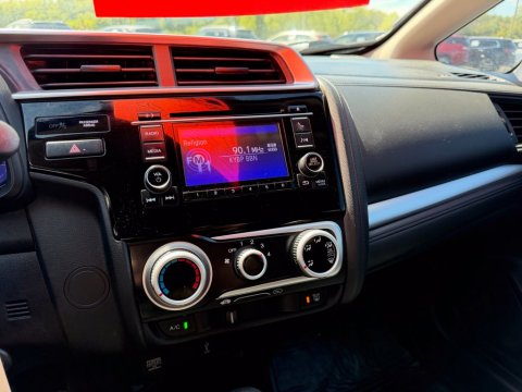 Pre-Owned Black 2019 Honda Fit LX FWD - photo 26 - Stock #X2586