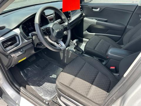 Pre-Owned Silky Silver 2022 Kia Rio S FWD - photo 10 - Stock #X2487