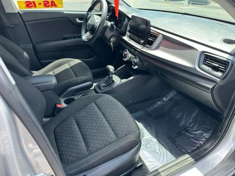 Pre-Owned Silky Silver 2022 Kia Rio S FWD - photo 16 - Stock #X2487