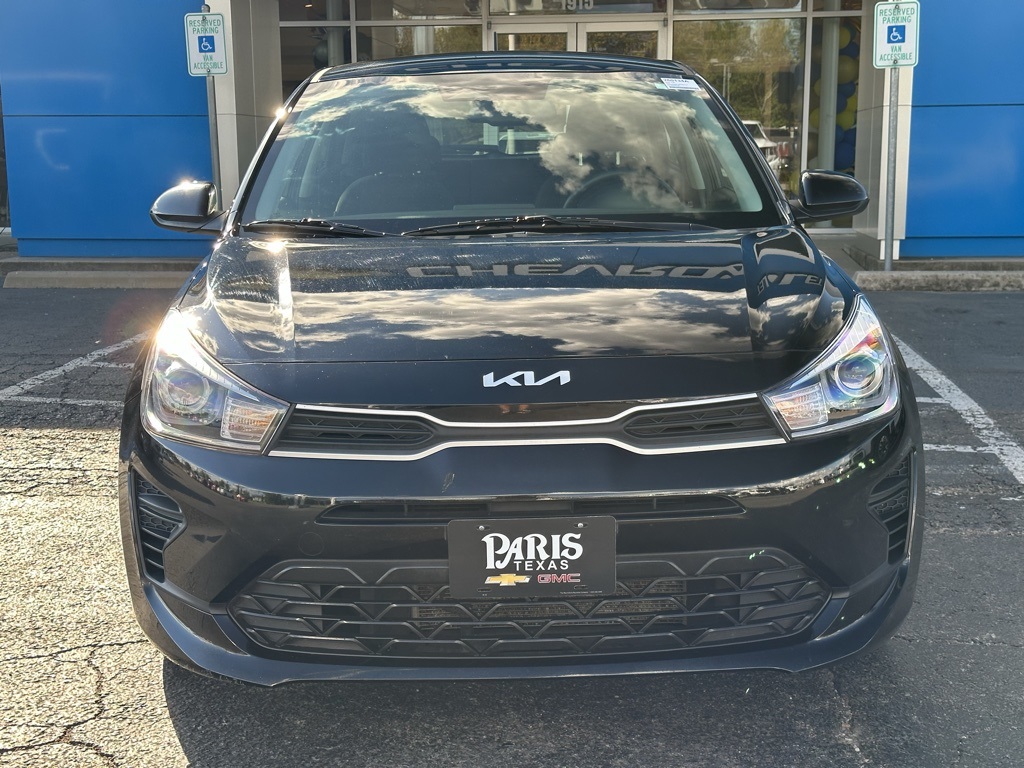 Used 2022 Kia Rio 5-Door S with VIN 3KPA25AD7NE505173 for sale in Paris, TX