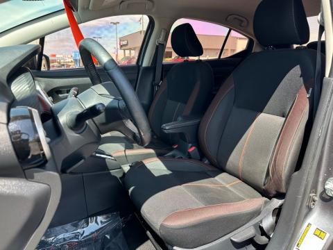 2020 Nissan Versa 1.6 SR