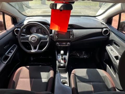 2020 Nissan Versa 1.6 SR