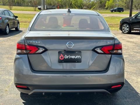 2020 Nissan Versa 1.6 SR