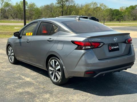 2020 Nissan Versa 1.6 SR