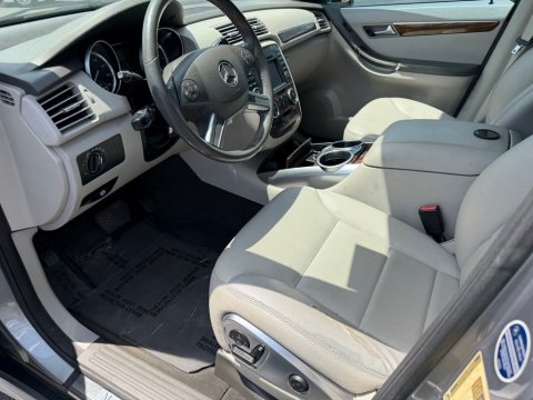Pre-Owned  2012 Mercedes-Benz R-Class R 350 AWD - photo 12 - Stock #X2548