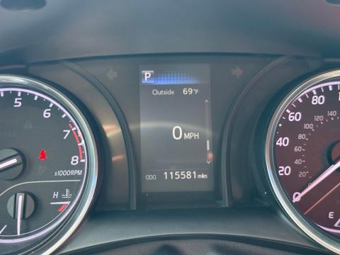 Pre-Owned Predawn Gray Mica 2018 Toyota Camry L FWD - photo 23 - Stock #X2438