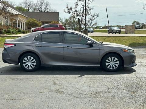 Pre-Owned Predawn Gray Mica 2018 Toyota Camry L FWD - photo 4 - Stock #X2438