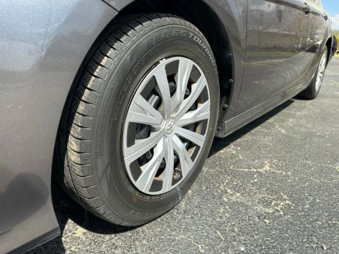 Pre-Owned Predawn Gray Mica 2018 Toyota Camry L FWD - photo 8 - Stock #X2438