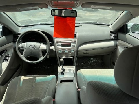 Pre-Owned  2009 Toyota Camry LE FWD - photo 20 - Stock #X2506