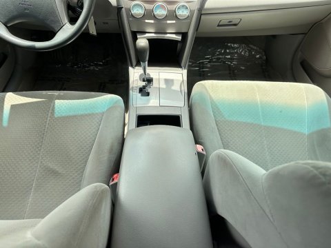 Pre-Owned  2009 Toyota Camry LE FWD - photo 21 - Stock #X2506