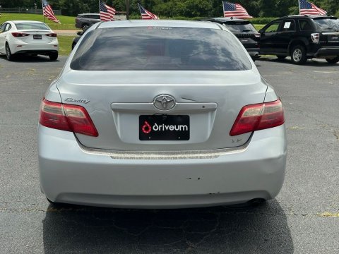 Pre-Owned  2009 Toyota Camry LE FWD - photo 5 - Stock #X2506