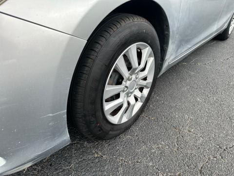 Pre-Owned Celestial Silver Metallic 2016 Toyota Camry LE FWD - photo 8 - Stock #X2449