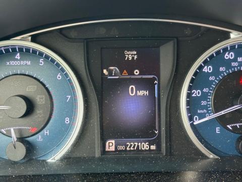 Pre-Owned Celestial Silver Metallic 2016 Toyota Camry LE FWD - photo 22 - Stock #X2449