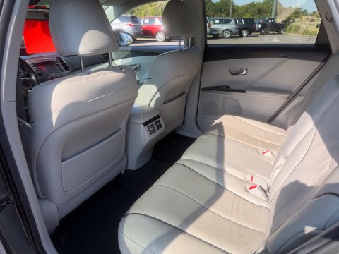 Pre-Owned Magnetic Gray Metallic 2014 Toyota Venza XLE FWD - photo 17 - Stock #X2581