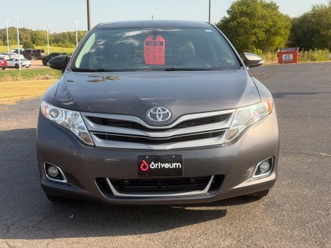 Pre-Owned Magnetic Gray Metallic 2014 Toyota Venza XLE FWD - photo 2 - Stock #X2581