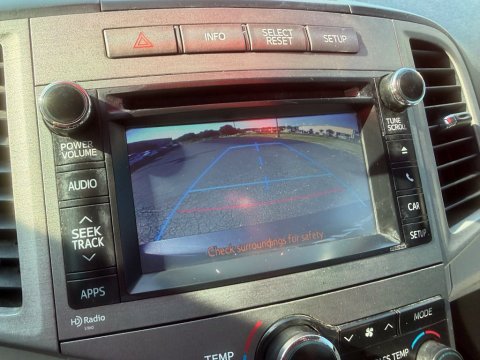 Pre-Owned Magnetic Gray Metallic 2014 Toyota Venza XLE FWD - photo 29 - Stock #X2581