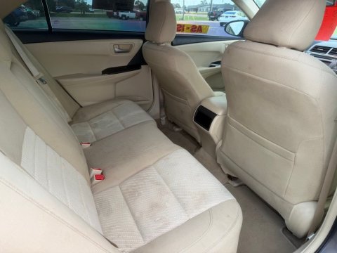 Pre-Owned Predawn Gray Mica 2016 Toyota Camry LE FWD - photo 18 - Stock #X2524