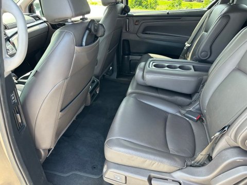 Pre-Owned  2021 Honda Odyssey Touring FWD - photo 15 - Stock #X2509