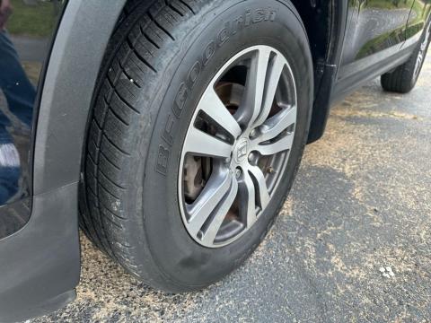 Pre-Owned Black 2016 Honda Pilot EX-L FWD - photo 10 - Stock #X2447