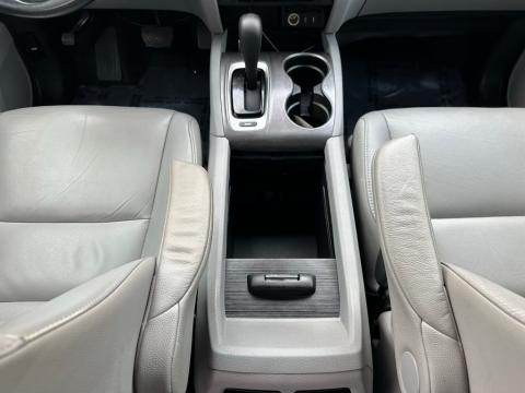 Pre-Owned Black 2016 Honda Pilot EX-L FWD - photo 23 - Stock #X2447