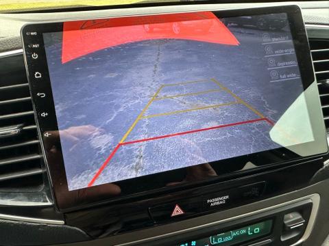 Pre-Owned Black 2016 Honda Pilot EX-L FWD - photo 29 - Stock #X2447