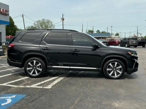 Pre-Owned Black 2023 Honda Pilot Elite AWD - photo 4 - Stock #A1062