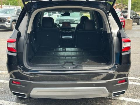 Pre-Owned Black 2023 Honda Pilot Elite AWD - photo 8 - Stock #A1062