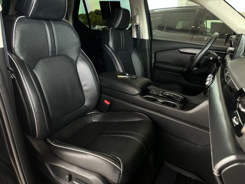 Pre-Owned Black 2023 Honda Pilot Elite AWD - photo 18 - Stock #A1062