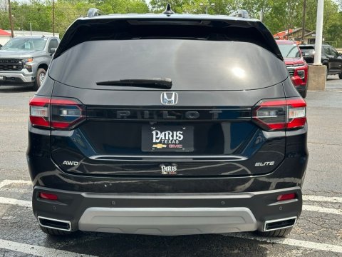 Pre-Owned Black 2023 Honda Pilot Elite AWD - photo 5 - Stock #A1062