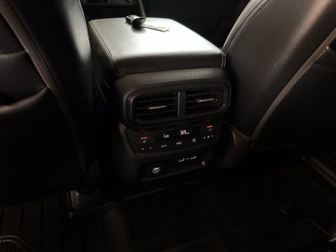 Pre-Owned Black 2023 Honda Pilot Elite AWD - photo 25 - Stock #A1062