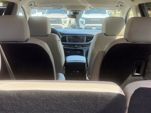 Pre-Owned White Frost Tricoat 2022 Buick Enclave Essence FWD - photo 10 - Stock #A1098
