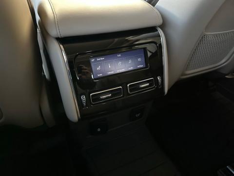 Pre-Owned Pearl Metallic 2023 Lincoln Aviator Reserve RWD - photo 24 - Stock #260473A