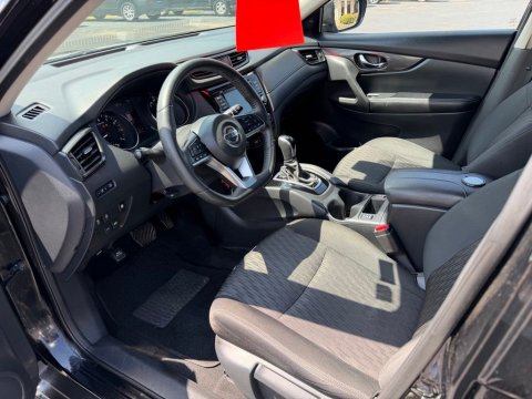 Pre-Owned Magnetic Black Pearl 2019 Nissan Rogue S FWD - photo 12 - Stock #X2577A