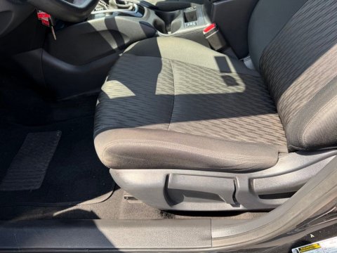 Pre-Owned Magnetic Black Pearl 2019 Nissan Rogue S FWD - photo 14 - Stock #X2577A