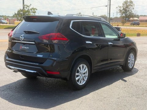 Pre-Owned Magnetic Black Pearl 2019 Nissan Rogue S FWD - photo 6 - Stock #X2577A