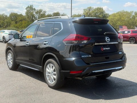 Pre-Owned Magnetic Black Pearl 2019 Nissan Rogue S FWD - photo 7 - Stock #X2577A
