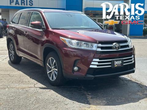 Ooh La La Rouge Mica 2017 Toyota Highlander XLE FWD for sale in Paris, TX - Stock #260928A