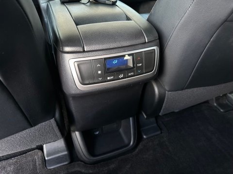 Pre-Owned Ooh La La Rouge Mica 2017 Toyota Highlander XLE FWD - photo 23 - Stock #260928A