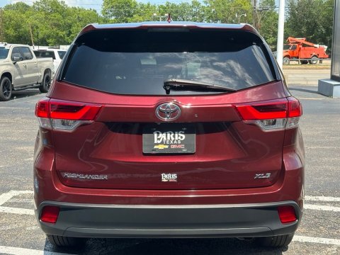 Pre-Owned Ooh La La Rouge Mica 2017 Toyota Highlander XLE FWD - photo 5 - Stock #260928A