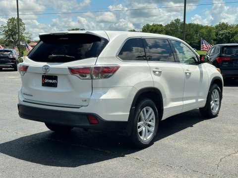 Pre-Owned Blizzard Pearl 2015 Toyota Highlander LE FWD - photo 6 - Stock #X2492