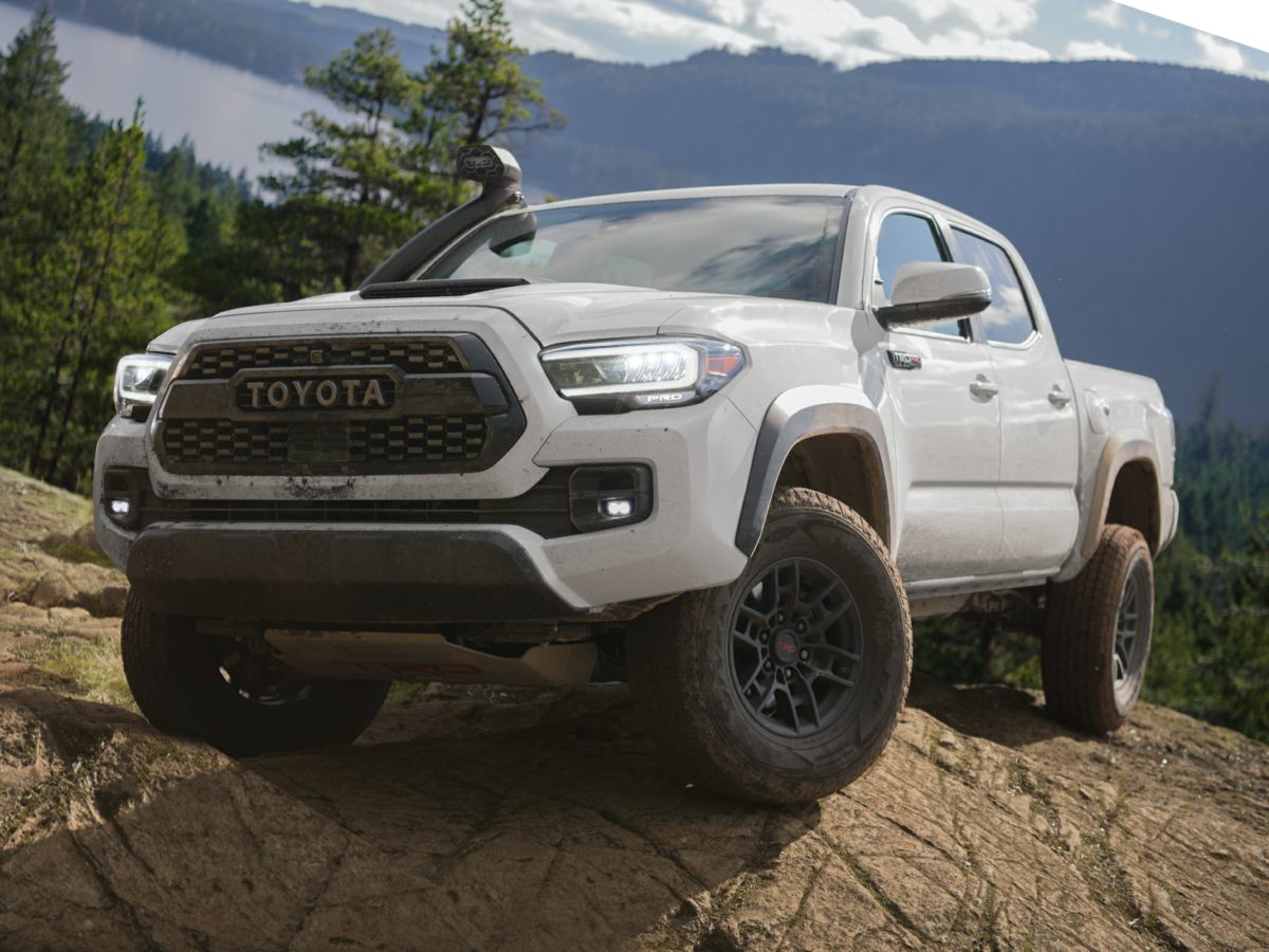 2020 Toyota Tacoma SR's photo