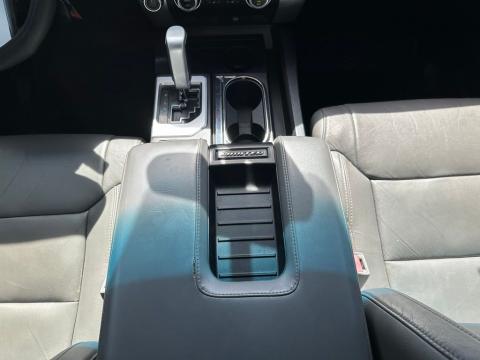 Pre-Owned Super White 2014 Toyota Tundra Limited 4WD - photo 22 - Stock #X2432